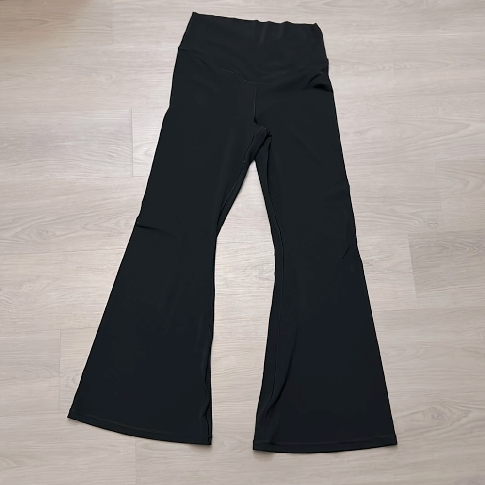 OFFLINE By Aerie Real Me High Waisted Crossover Flare Legging
